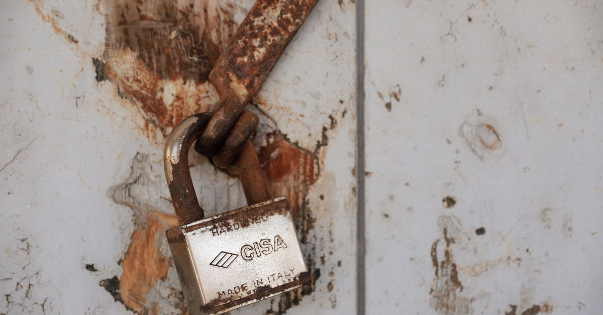 Menards KeyMe Kiosk vs. a Mobile Locksmith: When Each Makes Sense — Gary Pro Locksmith