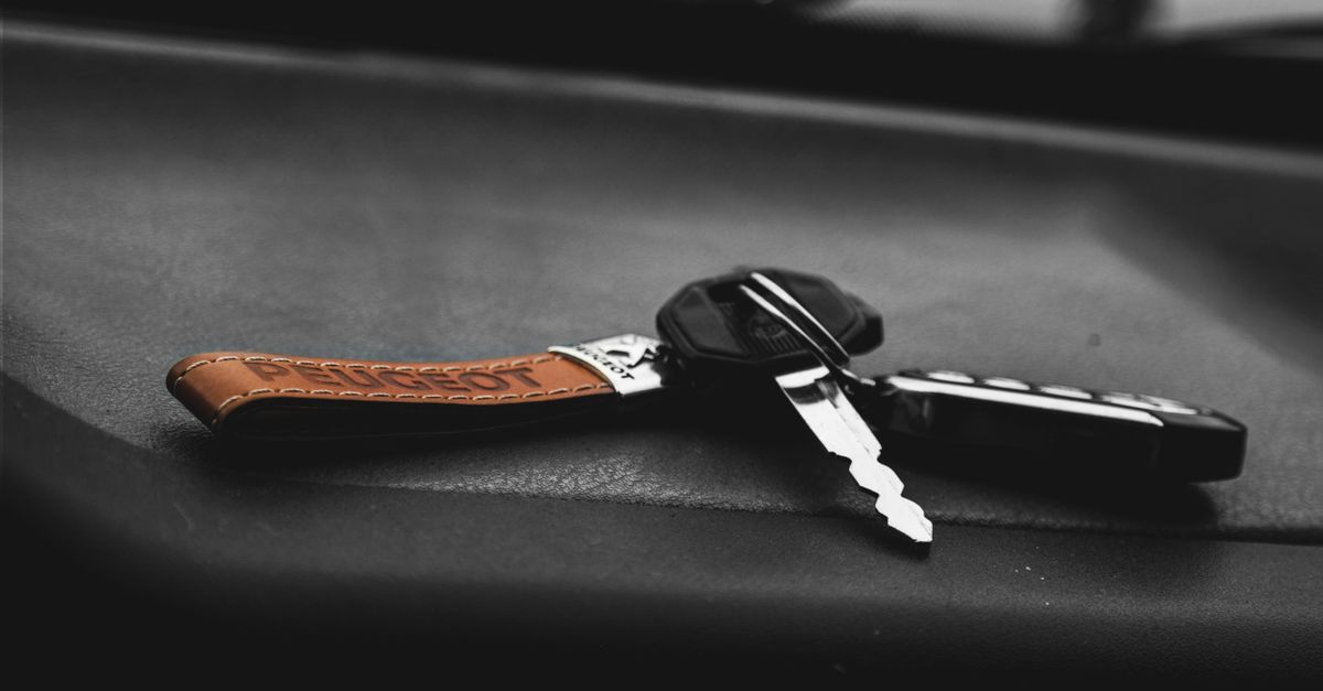 How Transponder Key Cutting Works — and Why It Takes More Than a Hardware Store — Gary Pro Locksmith